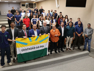 Imagem da notícia Alunos de Chapadão do Sul visitam MPMS e se inspiram em carreira jurídica durante projeto Câmara Vai à Escola